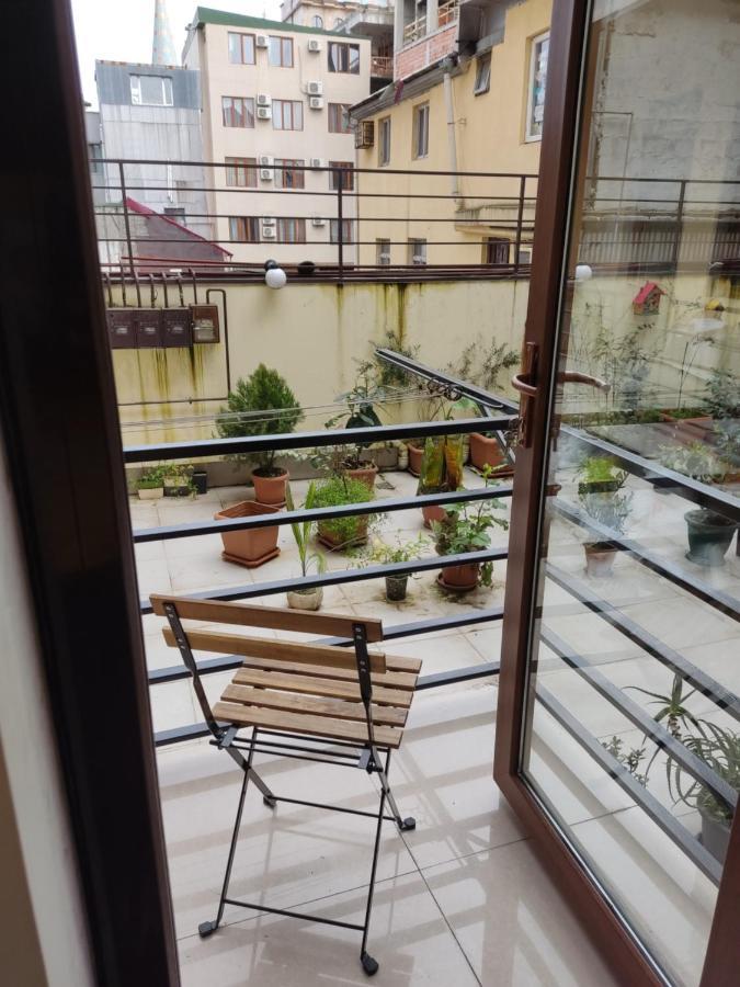 Tavdadebuli Apartment บาทูมิ ภายนอก รูปภาพ